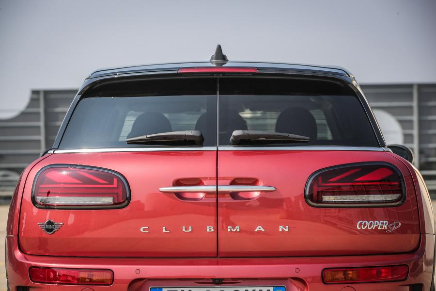 Детали экстерьера Mini Cooper SD Clubman (F54) 2019 года  (WW) (фото 26 из 42)